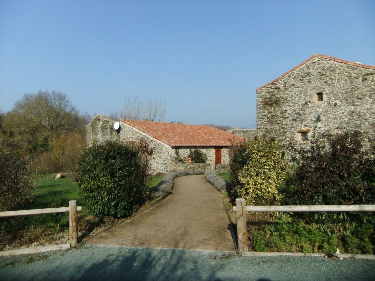 Le Logis De La Mesanchere Hotel Apremont  Exterior photo