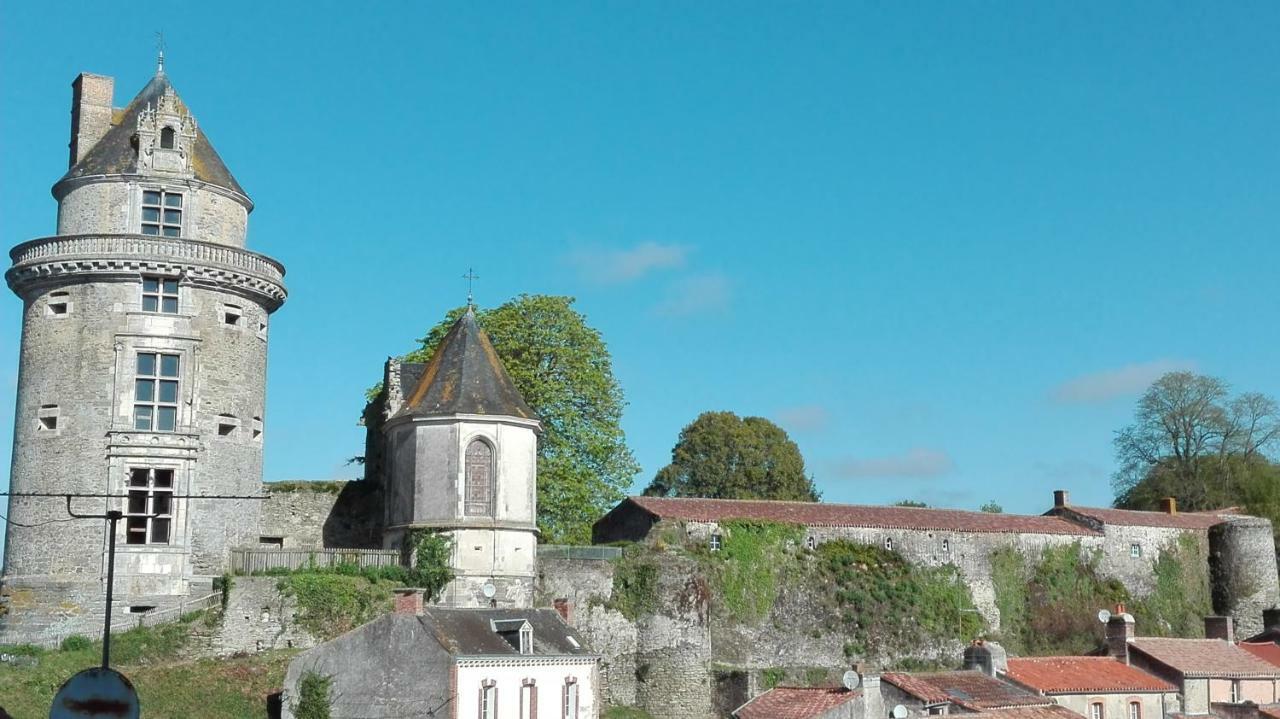Le Logis De La Mesanchere Hotel Apremont  Exterior photo