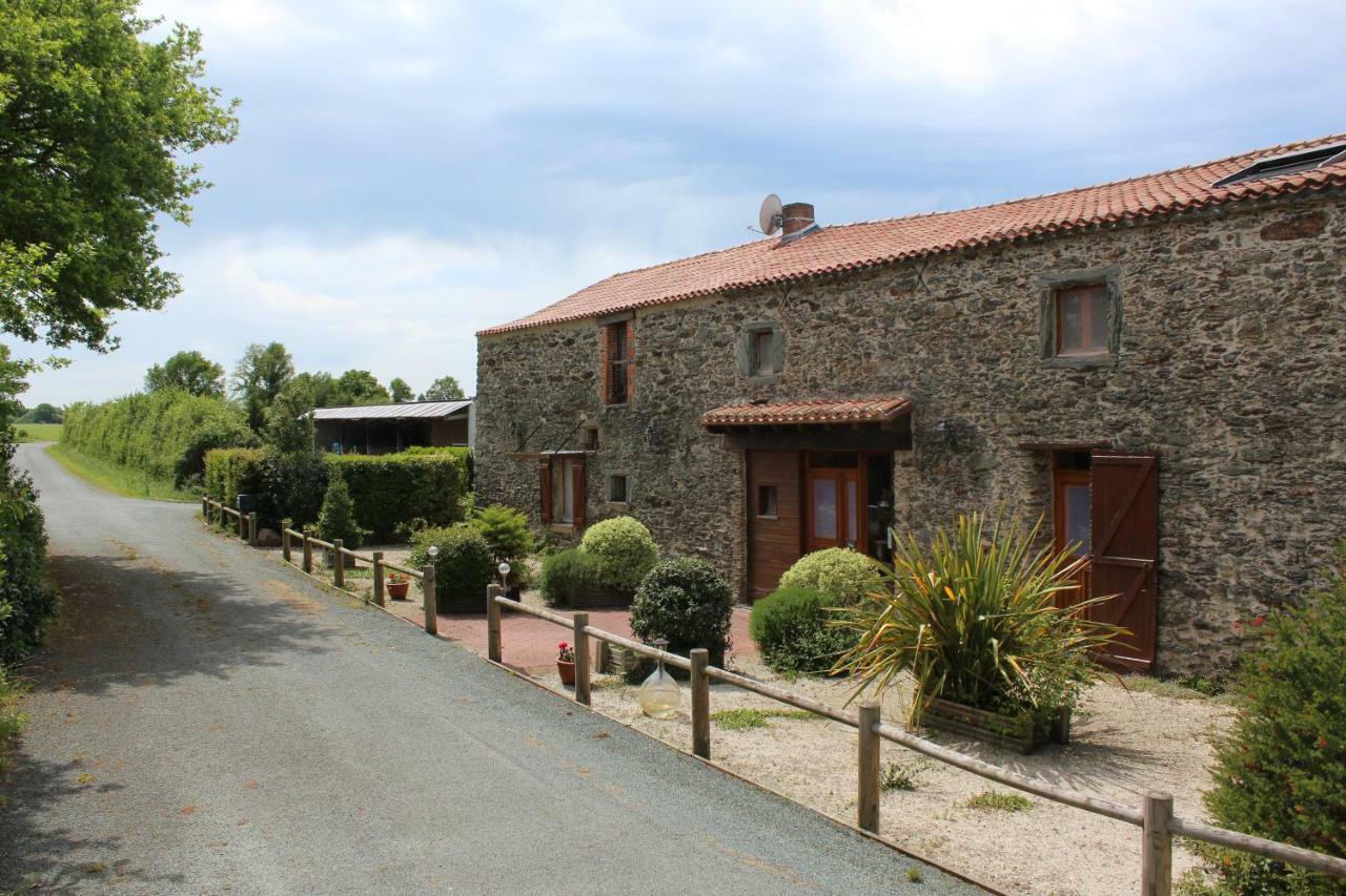 Le Logis De La Mesanchere Hotel Apremont  Exterior photo